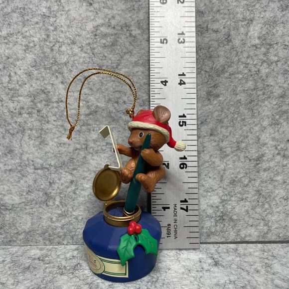 VTG 1992 Lustre Fame Christmas Tree Ornament - Mouse w/ Pen & Inkwell - Picture 4 of 4